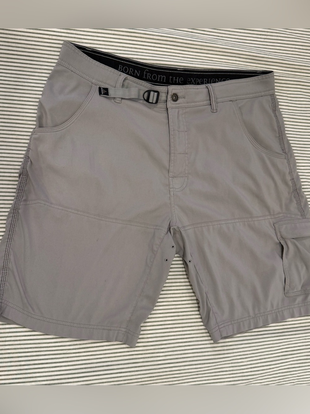 prAna | Stretch Zion Cargo Hiking Shorts Grey | 36W x 10L | Style M3ST10117